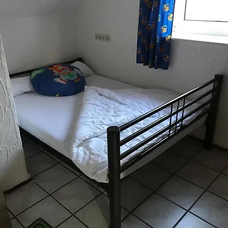Grosse In Nesse Mit Garten Und Terrasse شقة دورنوم