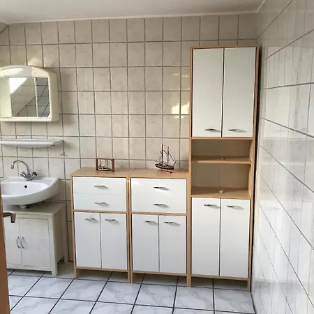 Grosse In Nesse Mit Garten Und Terrasse